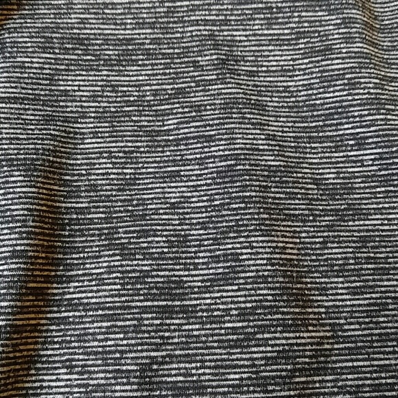 Old Navy Maternity Work Out Top - Picture 2 of 5